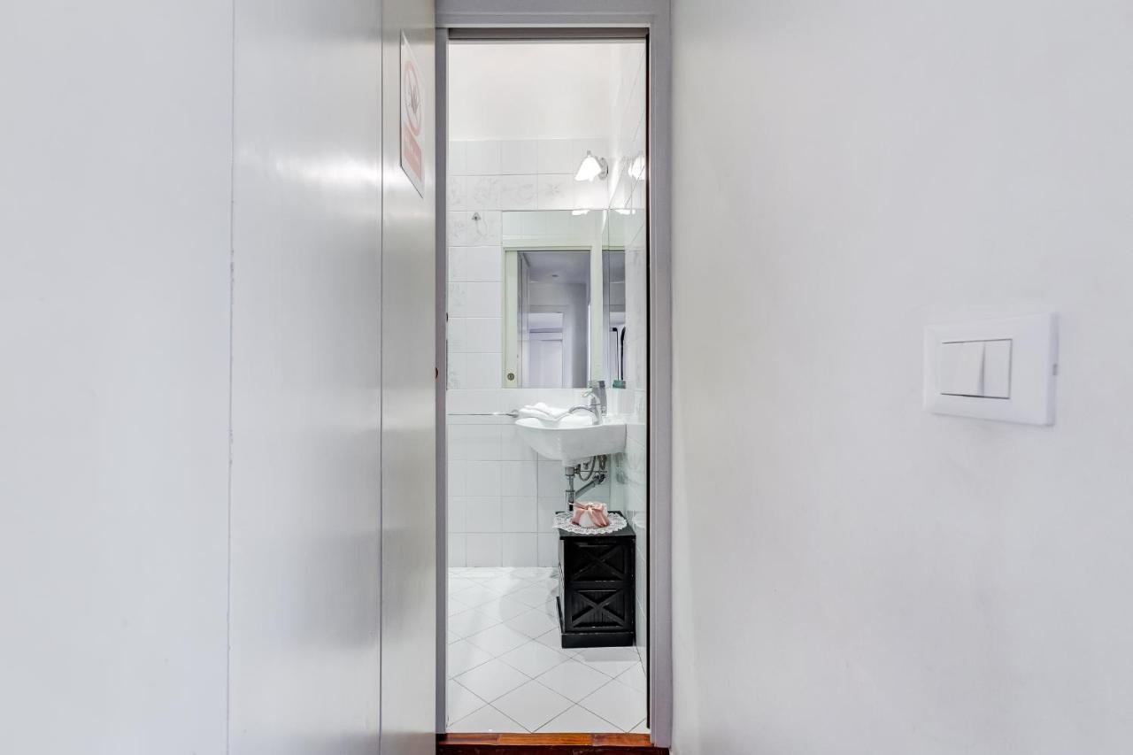 Saint Peter Elegance Domus Apartment Rome Bagian luar foto